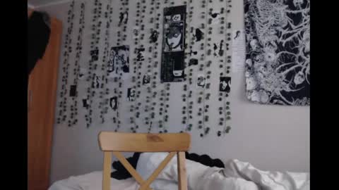 Mina online show from 03/23/26, 04:00