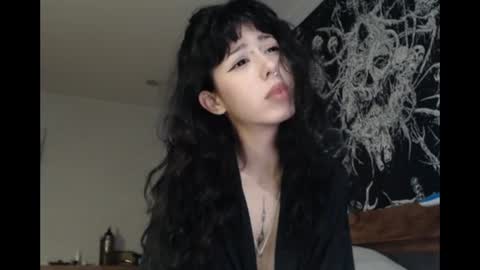 Mina online show from 06/23/26, 10:19