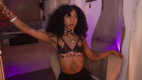 Snapshot of wayuu_goddess chatting on 05/22/26, 07:30 Wayuu Goddess 3 online show from 05/22/26, 07:30