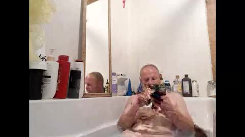 wcnmail24 online show from 03/10/26, 06:51