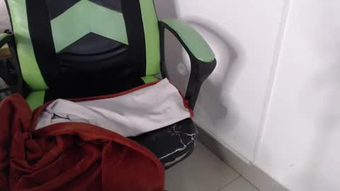 Trixie 3 online show from 01/24/25, 04:49