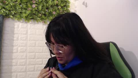 Trixie 3 online show from 03/06/25, 05:00