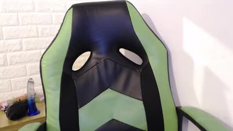 Trixie 3 online show from 03/11/25, 01:01