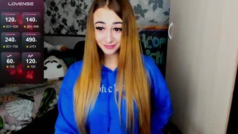 Snapshot of weakness4u chatting on 03/07/25, 02:25 Maya online show from 03/07/25, 02:25