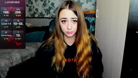 Snapshot of weakness4u chatting on 11/14/25, 03:38 Maya online show from 11/14/25, 03:38