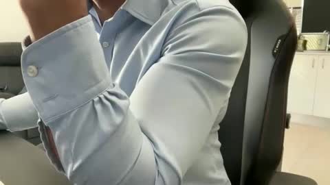 Weapon X online show from 04/15/26, 01:56