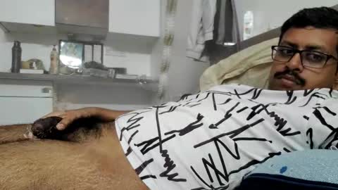 sexyguy online show from 09/18/25, 11:34