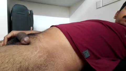 sexyguy online show from 12/17/25, 10:32