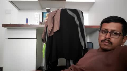 sexyguy online show from 02/16/26, 05:47