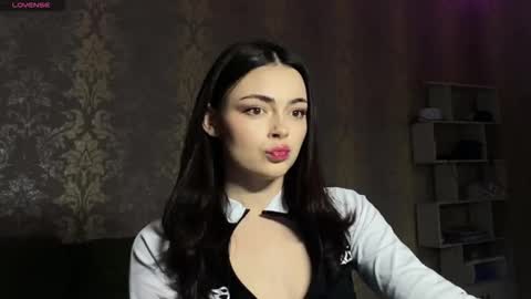 Snapshot of weareyoursun chatting on 03/01/26, 05:26 Alice online show from 03/01/26, 05:26