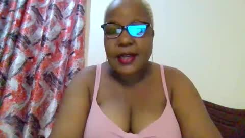 weaverbird25 online show from 03/31/26, 09:37