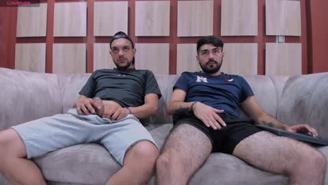 Snapshot of web_gammer_ chatting on 12/04/24, 01:42 Jhonny Dick his neighbors. online show from 12/04/24, 01:42