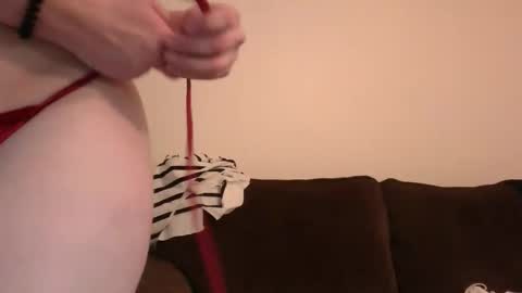 Snapshot of webcumcouple chatting on 03/20/26, 01:10 HayleyJay online show from 03/20/26, 01:10