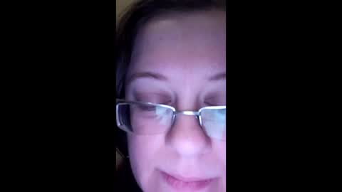 Snapshot of webgirl2 chatting on 12/18/24, 01:26 Marina online show from 12/18/24, 01:26