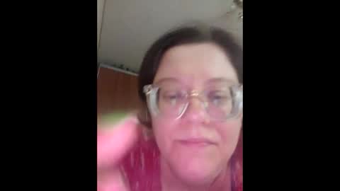 Snapshot of webgirl2 chatting on 06/01/26, 12:29 Marina online show from 06/01/26, 12:29