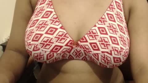 Snapshot of webshowxxx chatting on 09/25/25, 07:28 mina online show from 09/25/25, 07:28