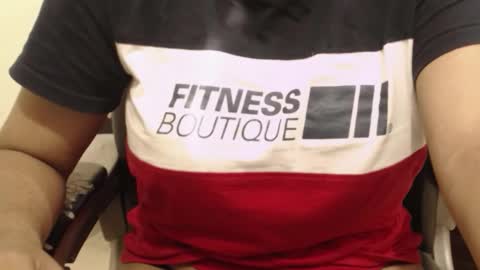 Snapshot of webshowxxx chatting on 12/15/25, 06:28 mina online show from 12/15/25, 06:28