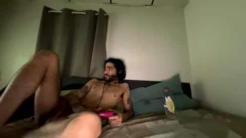 ShootingWebs online show from 05/21/26, 05:03
