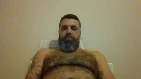 Snapshot of weezy210 chatting on 11/08/25, 03:50 Weezy online show from 11/08/25, 03:50