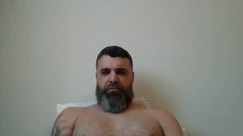 Snapshot of weezy210 chatting on 11/22/25, 03:22 Weezy online show from 11/22/25, 03:22