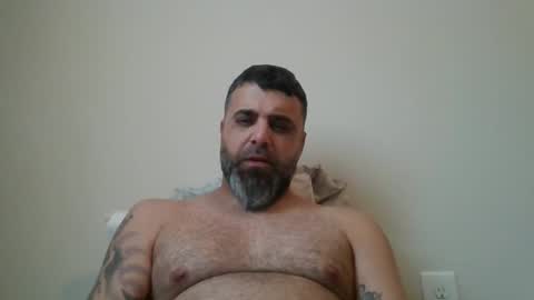 Snapshot of weezy210 chatting on 11/30/25, 04:22 Weezy online show from 11/30/25, 04:22