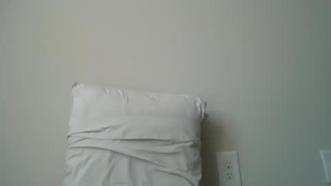 Weezy online show from 05/17/26, 02:57