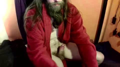 Snapshot of weiszklee chatting on 11/12/25, 08:08 Klaus online show from 11/12/25, 08:08