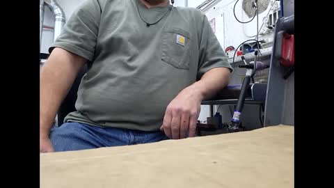 Snapshot of welderod chatting on 12/18/24, 04:09 welderod online show from 12/18/24, 04:09