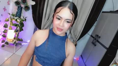 Hi Im LOVIE Please dont forget to follow and thumbs up me online show from 05/25/26, 05:08