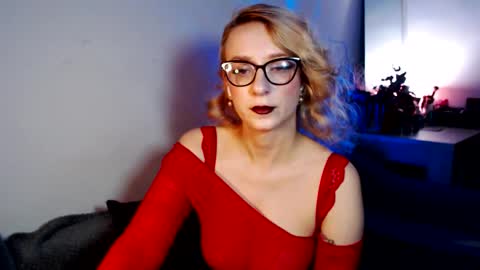 Liza online show from 10/10/25, 11:37