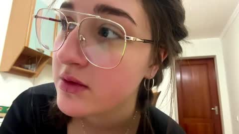Anna online show from 04/17/26, 04:32
