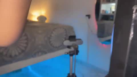 Snapshot of wendy_and_alex1712 chatting on 02/24/25, 08:14 Wendy Alex online show from 02/24/25, 08:14