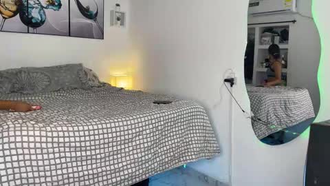 Snapshot of wendy_and_alex1712 chatting on 10/23/25, 10:08 Wendy Alex online show from 10/23/25, 10:08