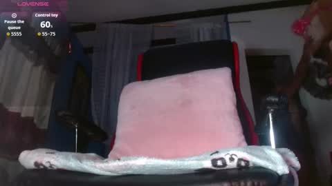 Snapshot of wendy_rivera chatting on 11/06/25, 10:49 Wendy online show from 11/06/25, 10:49