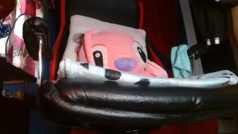 Snapshot of wendy_rivera chatting on 11/22/25, 12:26 Wendy online show from 11/22/25, 12:26