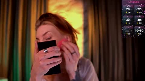 Snapshot of wendygilber chatting on 01/18/26, 12:53 Wendy online show from 01/18/26, 12:53