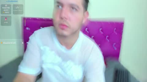 wendyyhot69 online show from 03/15/26, 09:21