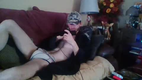 Snapshot of weotterfvck chatting on 11/13/25, 01:43 Breedee Boy online show from 11/13/25, 01:43