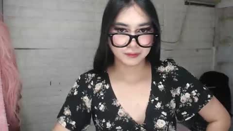 Snapshot of weremeanttobe chatting on 10/01/25, 12:16 andrew online show from 10/01/25, 12:16