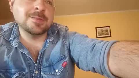 Snapshot of werewolfalfa1 chatting on 11/16/25, 01:33 AlphaStars online show from 11/16/25, 01:33