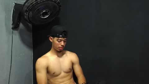 wesley_77 online show from 03/26/26, 06:30