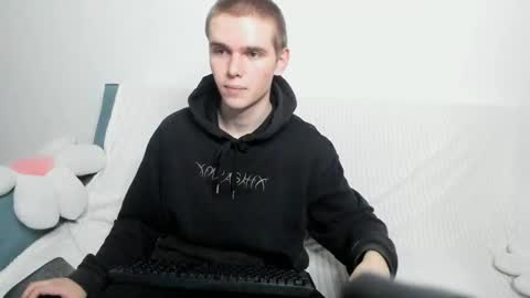 Wes online show from 12/25/24, 08:07