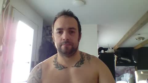 Snapshot of westaco12 chatting on 11/06/25, 01:12 westaco12 online show from 11/06/25, 01:12