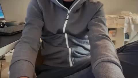 wet_adidasboy online show from 10/09/25, 08:12