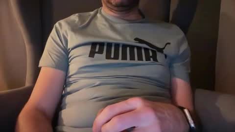 wet_adidasboy online show from 11/05/25, 09:26