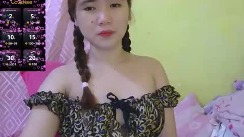 Snapshot of wet_hornypussy chatting on 11/25/25, 01:44 wet hornypussy online show from 11/25/25, 01:44