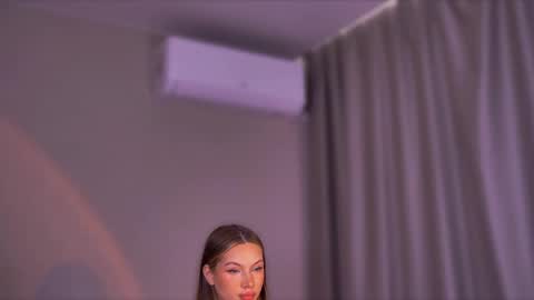 wet_land_ online show from 04/05/26, 09:28