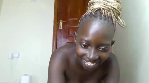 Snapshot of wet_pussy2025 chatting on 11/15/25, 07:49 wet_pussy2025 online show from 11/15/25, 07:49