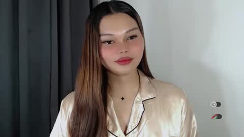 Snapshot of wet_velvet_xo chatting on 02/08/26, 11:24 wet_velvet_xo online show from 02/08/26, 11:24