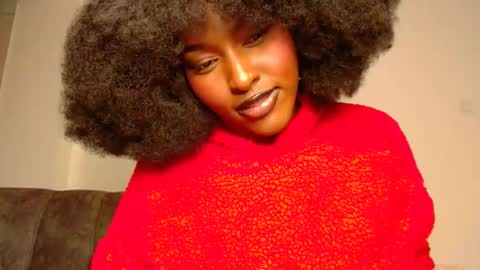 Snapshot of wet_wife_material chatting on 01/03/25, 10:19 Macey online show from 01/03/25, 10:19